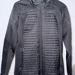 CALIA by Carrie Underwood Black Quilted Puffer Jacket